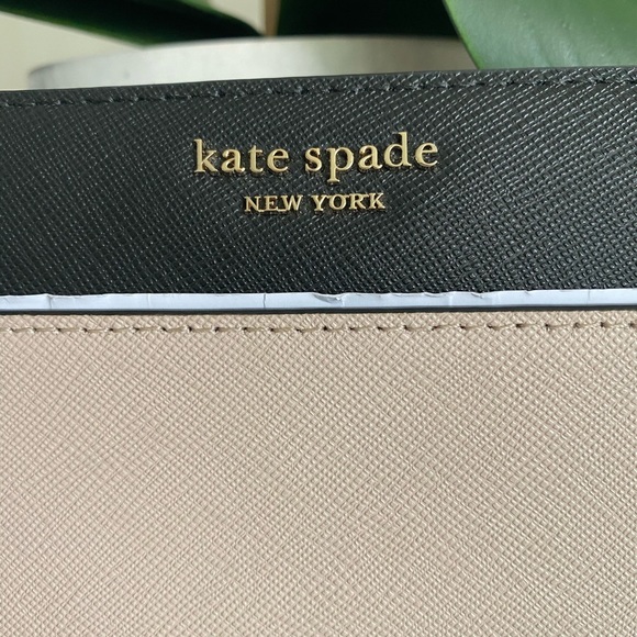 ‼️SOLD‼️Kate Spade Large Wallet Cameron - Picture 8 of 8